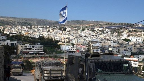 Batı Şeria'da gece baskını: Bir Filistinli hayatını kaybetti