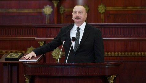 Yine Cumhurbaşkanı seçilen Aliyev yemin ederek misyonuna başladı