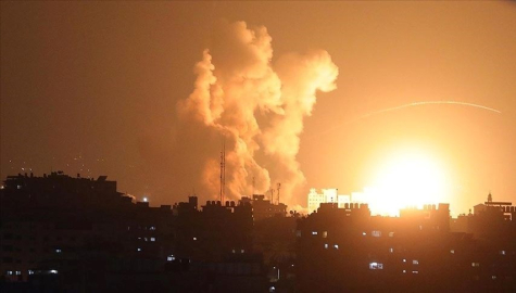 İsrail'in Gazze'nin merkezine düzenlediği akınlarda 44 kişi öldü