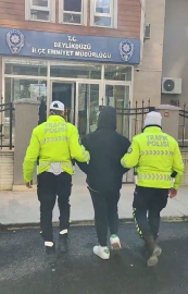 Beylikdüzü’nde motosiklet kovalamacası kask kamerasında