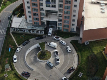 Ümraniye’de dini nikahlı eşi ve 2 kızını öldürdü