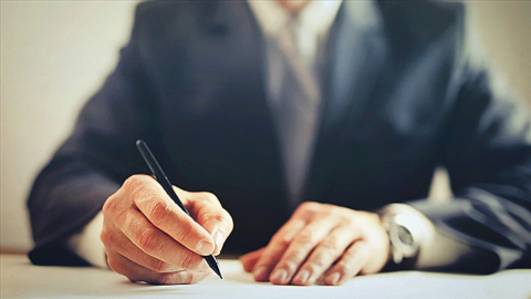 “CEO'lar şirketlerinin gelecek on yılı için endişeli”