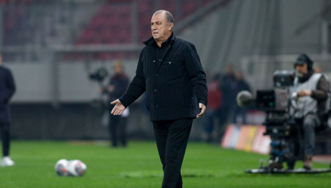 Fatih Terim'in basın toplantısında gergin anlar: "Soru mu bu?"