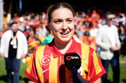 Berna Yeniçeri: "Adımızı altın harflerle yazdırdık"