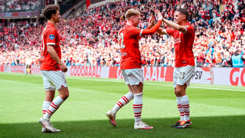 Hollanda Eredivisie'de şampiyon PSV Eindhoven