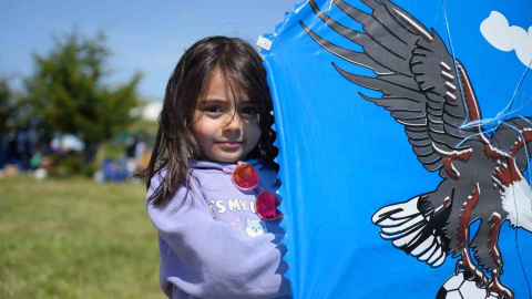 Çocuklarını ekran bağımlılığından korumak isteyen mahalleli uçurtma festivali düzenledi