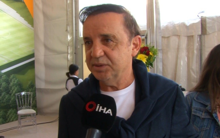 Suat Kaya: "Derbiyi kazanarak şampiyon olmak en büyük dileğim"