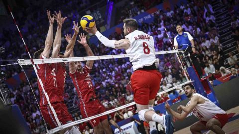 FIVB Voleybol Milletler Ligi: Türkiye: 1 - Fransa: 3