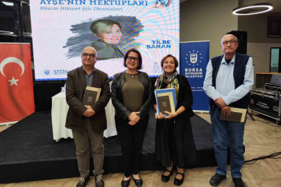 Bursa’da dolu dolu Nâzım Hikmet gecesi