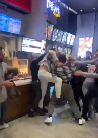 Maltepe’de sipariş kavgasında yumruklar havada uçuştu