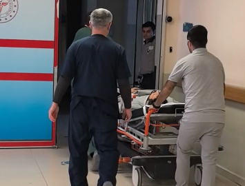 Husumetli olduğu şahsı bıçakla ağır yaraladı