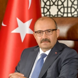 Vali İsmail Ustaoğlu’ndan 10 Ocak Gazeteciler günü mesajı