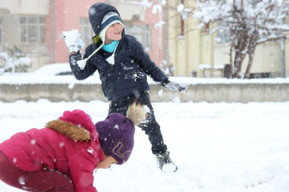 Bursa'da Yarın Okullar Tatil Mi?