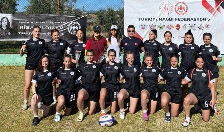 Ragbici kızlar grup birincisi oldu