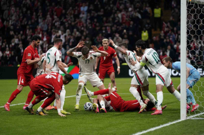 UEFA Uluslar Ligi: Türkiye: 1 - Macaristan: 1 (İlk yarı)