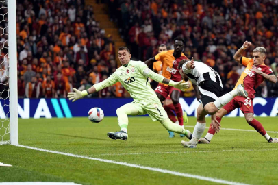 Galatasaray’da derbilerin en deneyimlisi Fernando Muslera