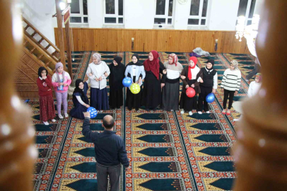 Çocuklar bu camiye gelmek için can atıyor