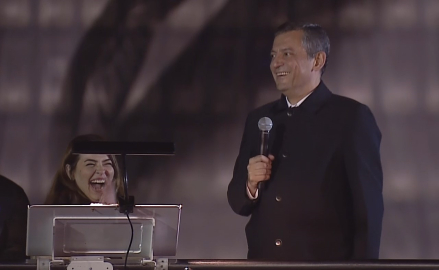 Terör propagandası yapan Eda Ezgi Yıldız, Özgür Özel ve İmamoğlu ailesiyle yan yana