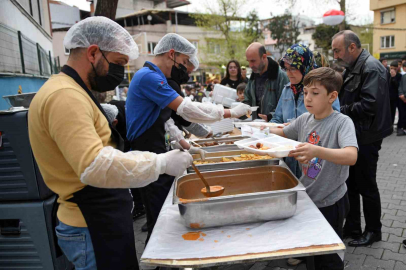 Yeşilova Mahallesi’nde 1000 kişilik iftar sofrası