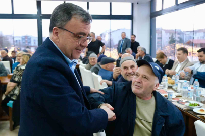 Altıeylül Ramazan’da komşularının yanında