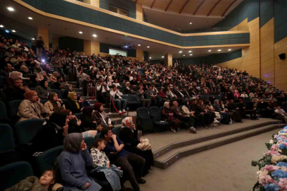 Sakaryalı sanat dostları Hayati İnanç’la buluştu