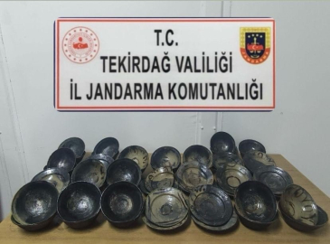 Tekirdağ’da denizde tarihi eser operasyonu: 50 tabak ele geçirildi