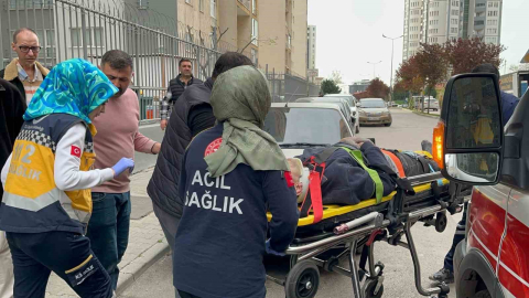 Talihsiz işçi iskelenin devrilmesi sonucu yaralandı