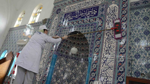 Kartal’da bayram öncesi ibadethanelerde temizlik çalışması başlatıldı