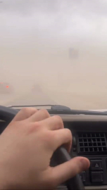 Lodos, İnegöl’ü toz bulutu ile kapladı