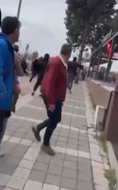 Göstericiler Espressolab’a saldırdı: Çıkan arbedede sandalyeler havada uçuştu