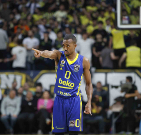 Fenerbahçe’de Errick McCollum sakatlandı