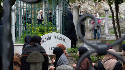 Sultangazi Belediyesi, Ramazan boyunca İstanbul’un tarihi cami ve türbelerine geziler düzenledi