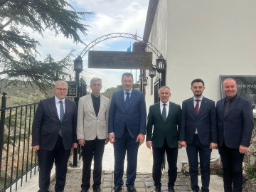 Genel Başkan Yardımcısı Yavuz, Şeyh Edebali Türbesi’ni ziyaret etti