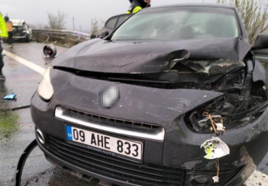 Susurluk’ta zincirleme kaza: 2 ölü, 4 yaralı