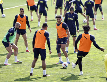 Fenerbahçe, Galatasaray maçı hazırlıklarını sürdürdü