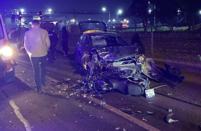 Tekirdağ’da hatalı sollama sonucu otomobil motosikletle çarpıştı: 2 yaralı
