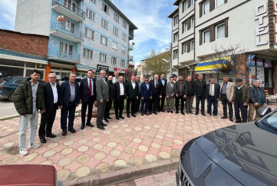 AK Parti teşkilatı bayramlaşma programında vatandaşlarla bir araya geldiler