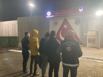 Edremit’te göçmen kaçakçılığı operasyonu: 3 tutuklama