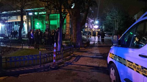 Şişli’de eğlence mekanında silahlar konuştu: 2 yaralı