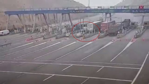 Kuzey Marmara Otoyolu’ndaki 4 kişinin öldüğü kaza anı kamerada