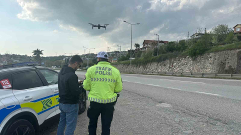 D-100’de dronlu denetim: Kurallara uymayanlara ceza yağdı