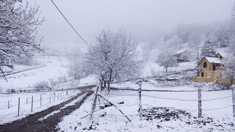 Sakarya’nın yüksek kesimlerinde kar etkili oluyor