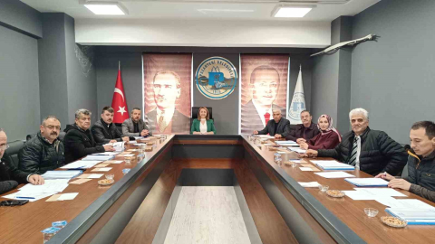 Encümen üyeleri kur’a atışıyla seçildi