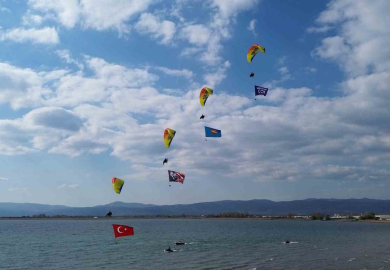 İznik Gölü üzerinde muhteşem görüntüler