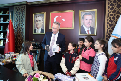 Miniklerden başkan amcalarına ziyaret