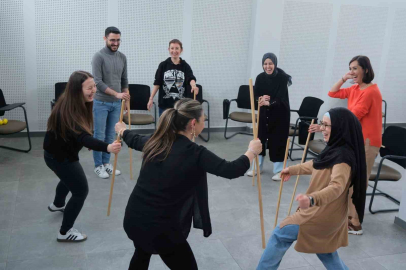 Çocuklar ve gençlere özgüven aşılandı