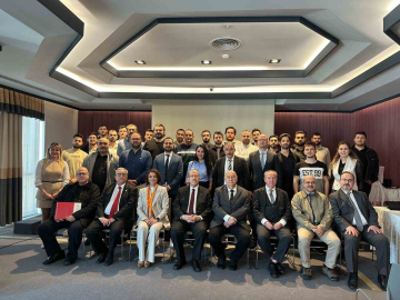 Fransız doktordan Bursalı hekimlere övgü