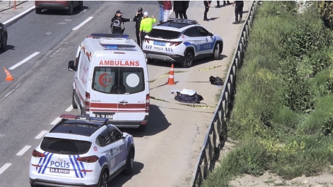 Silivri’de geri manevra yapan tır yaşlı adama çarptı