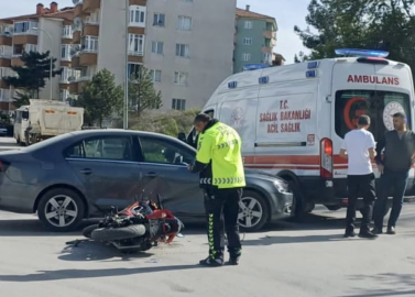 Bilecik’te motosiklet ile otomobil çarpıştı, 1 kişi yaralandı