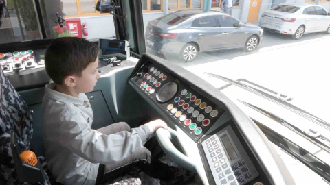 Herkes bir günlük makam isterken o vatman olmak istedi